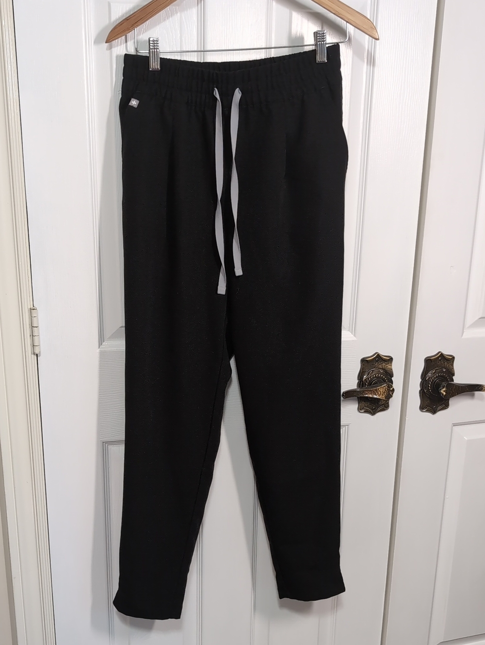 Figs Women's Livingston Five Pocket Scrub Pants Size Medium / Tall